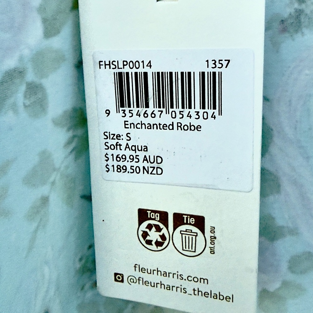Purchased In Australia - Picture 6 of 7